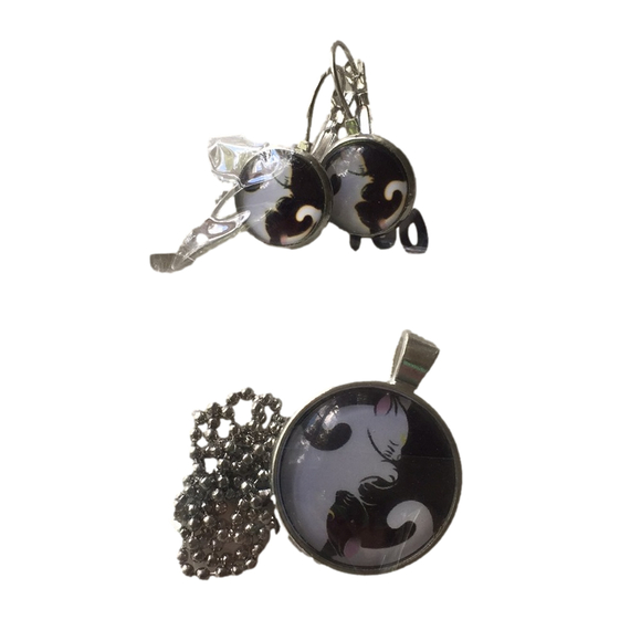 New Cat‎ 🐱 Necklace Earrings Set. Women's Fashion Jewelry - Picture 1 of 16
